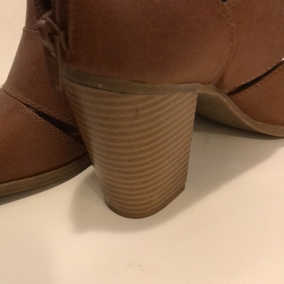 3” open toed heels - Picture 2 of 4